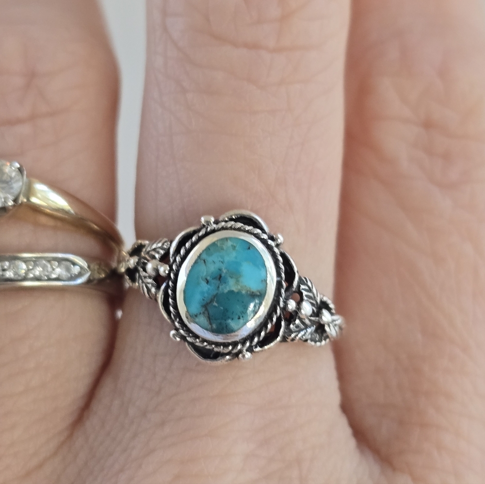 Turquoise Ring - Picture 2 of 6
